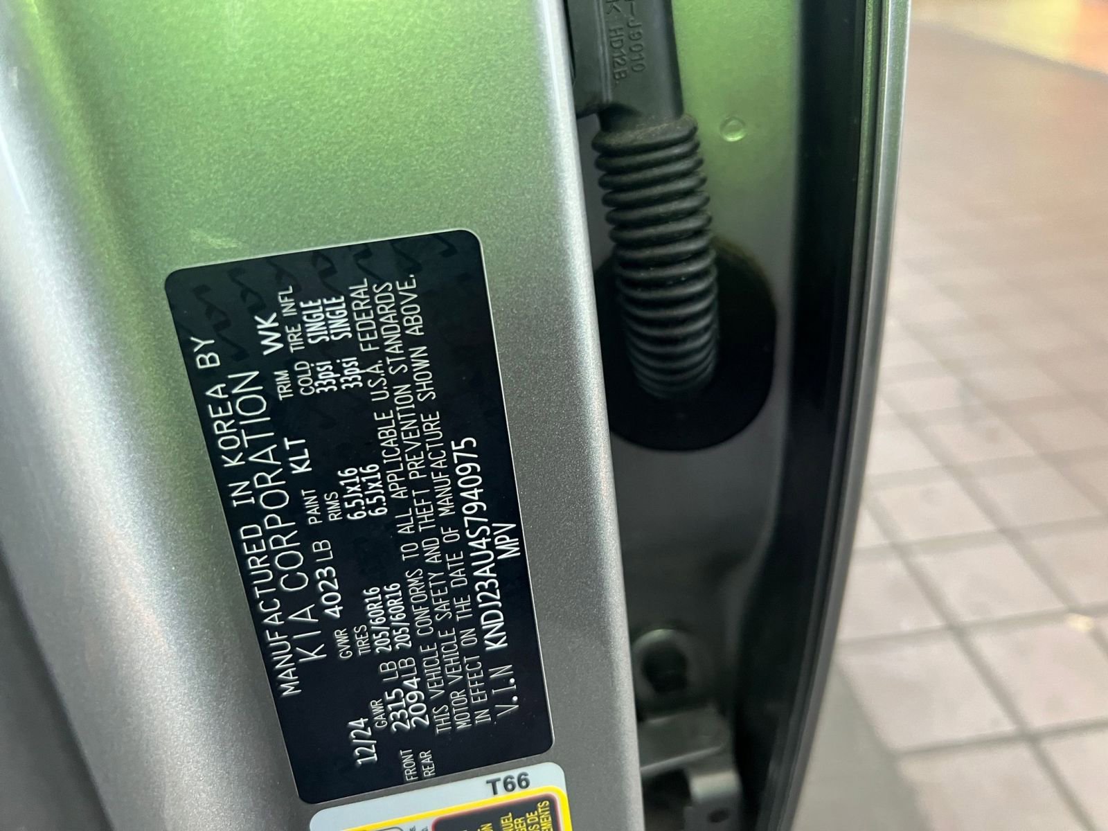 Used 2025 Kia Soul LX w/ LX Technology Package FWD image 23