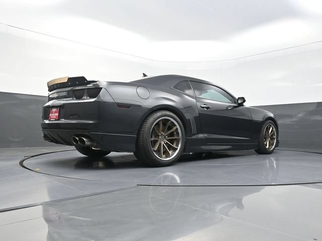 Used 2013 Chevrolet Camaro SS RWD image 34