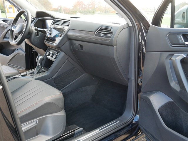 Certified 2024 Volkswagen Tiguan Wolfsburg Edition image 20