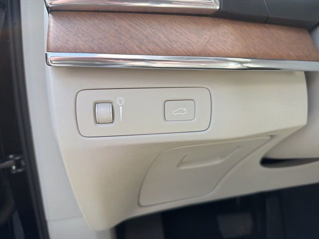 Used 2020 Volvo XC90 T6 Inscription image 14