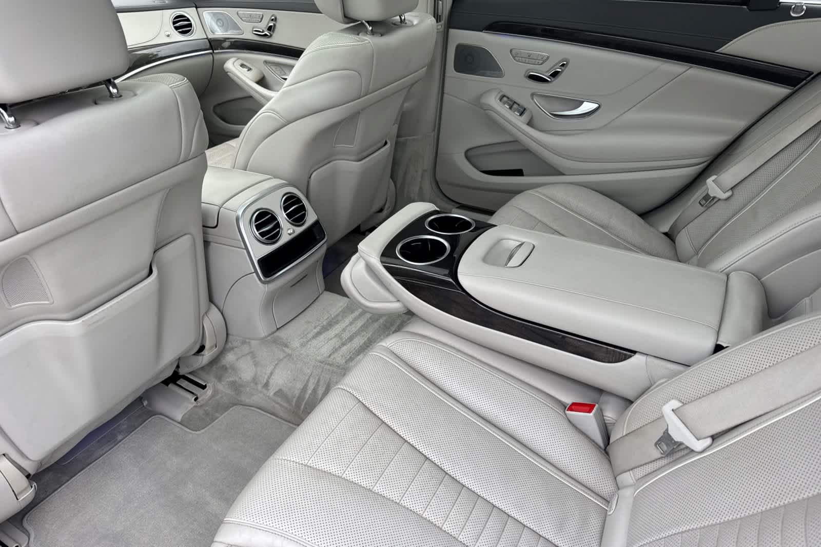 Used 2015 Mercedes-Benz S 550 Sedan image 12