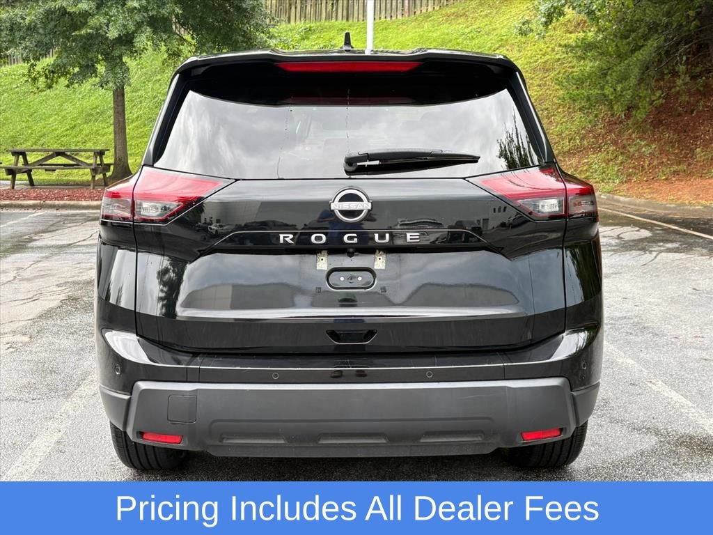 Certified 2025 Nissan Rogue SV FWD image 7