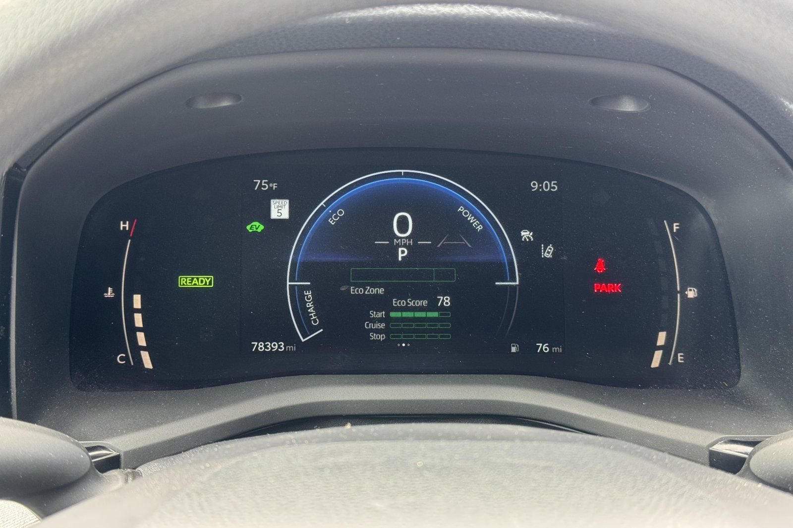 Used 2025 Toyota Camry LE FWD image 29