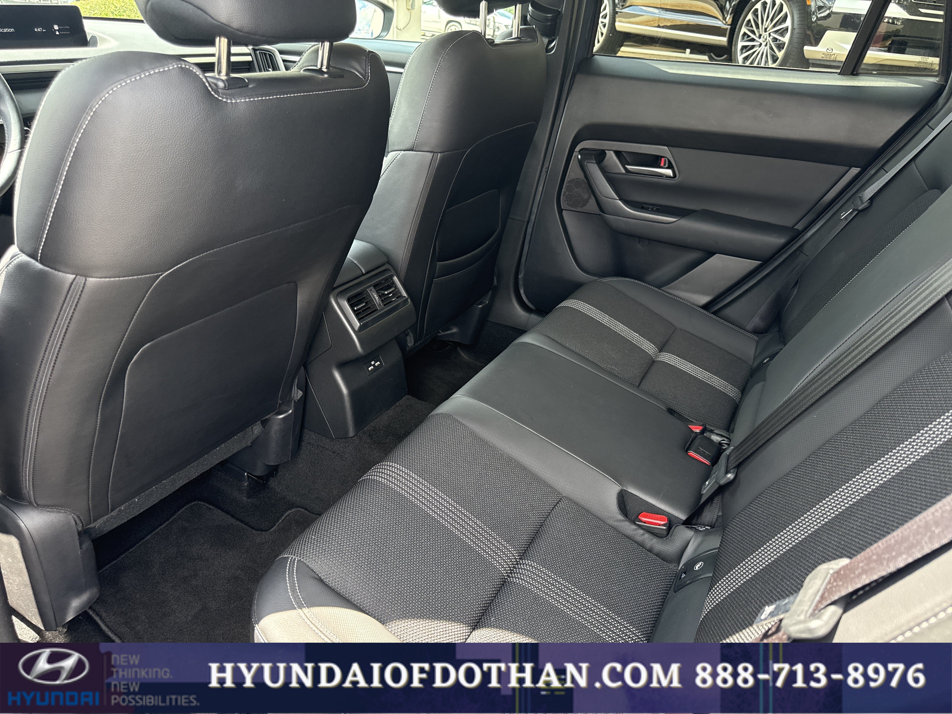 Used 2024 MAZDA CX-50 AWD 2.5 S w/ Premium Package image 12