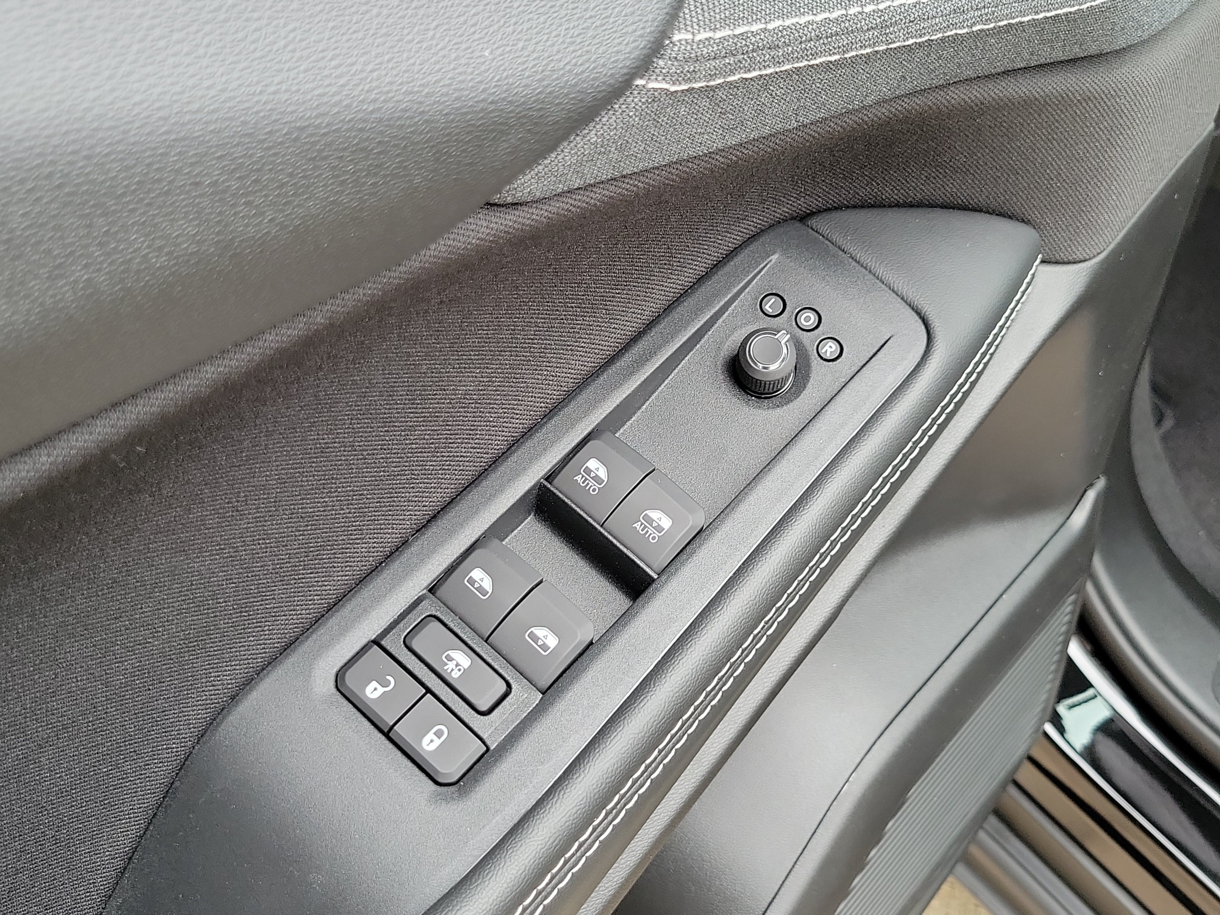 New 2026 Jeep Cherokee Laredo AWD/4WD image 7