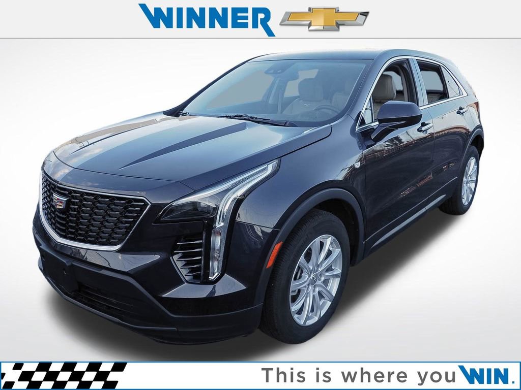 Used 2023 Cadillac XT4 Luxury w/ Cold Weather Package image 1