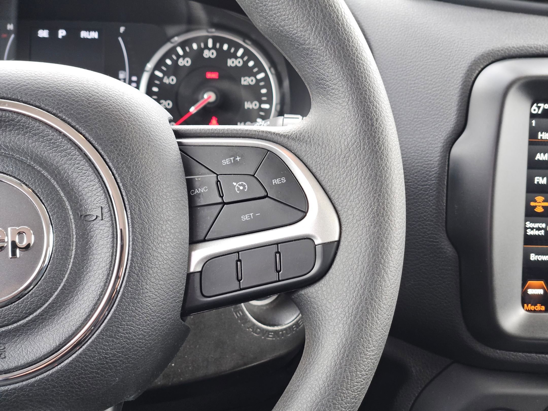 Certified 2023 Jeep Renegade Latitude image 22