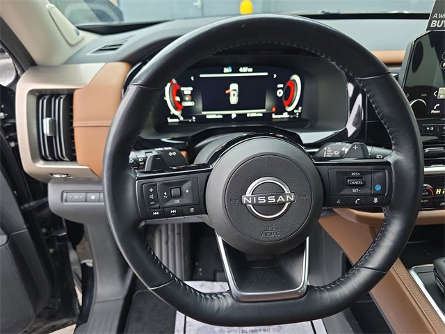 Certified 2023 Nissan Pathfinder Platinum image 14