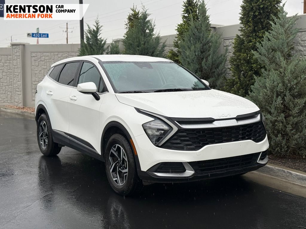 Used 2023 Kia Sportage LX AWD/4WD image 13