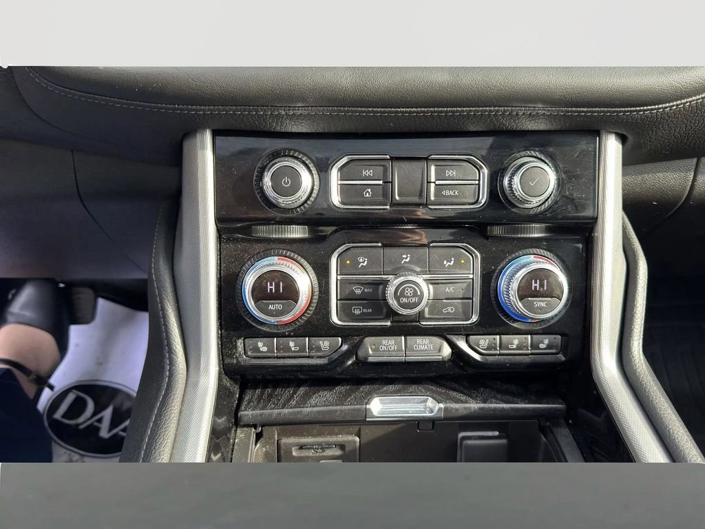 Used 2021 GMC Yukon XL Denali w/ Denali Ultimate Package image 22