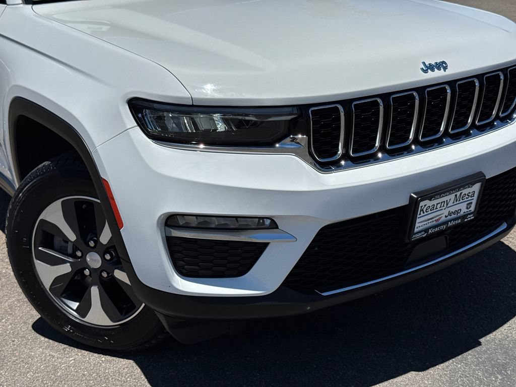 Certified 2024 Jeep Grand Cherokee Limited 4xe AWD/4WD image 6