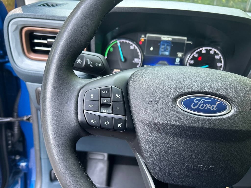 Used 2023 Ford Maverick Lariat w/ Lariat Luxury Package FWD image 23