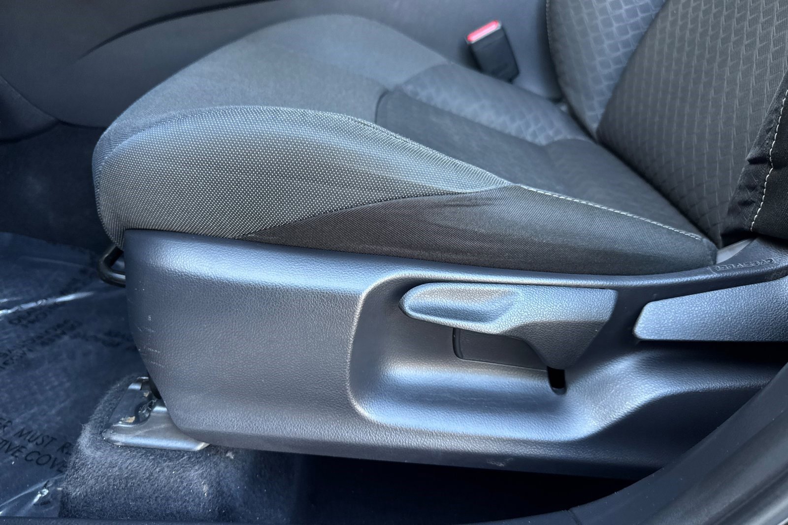 Used 2021 Toyota C-HR LE image 13