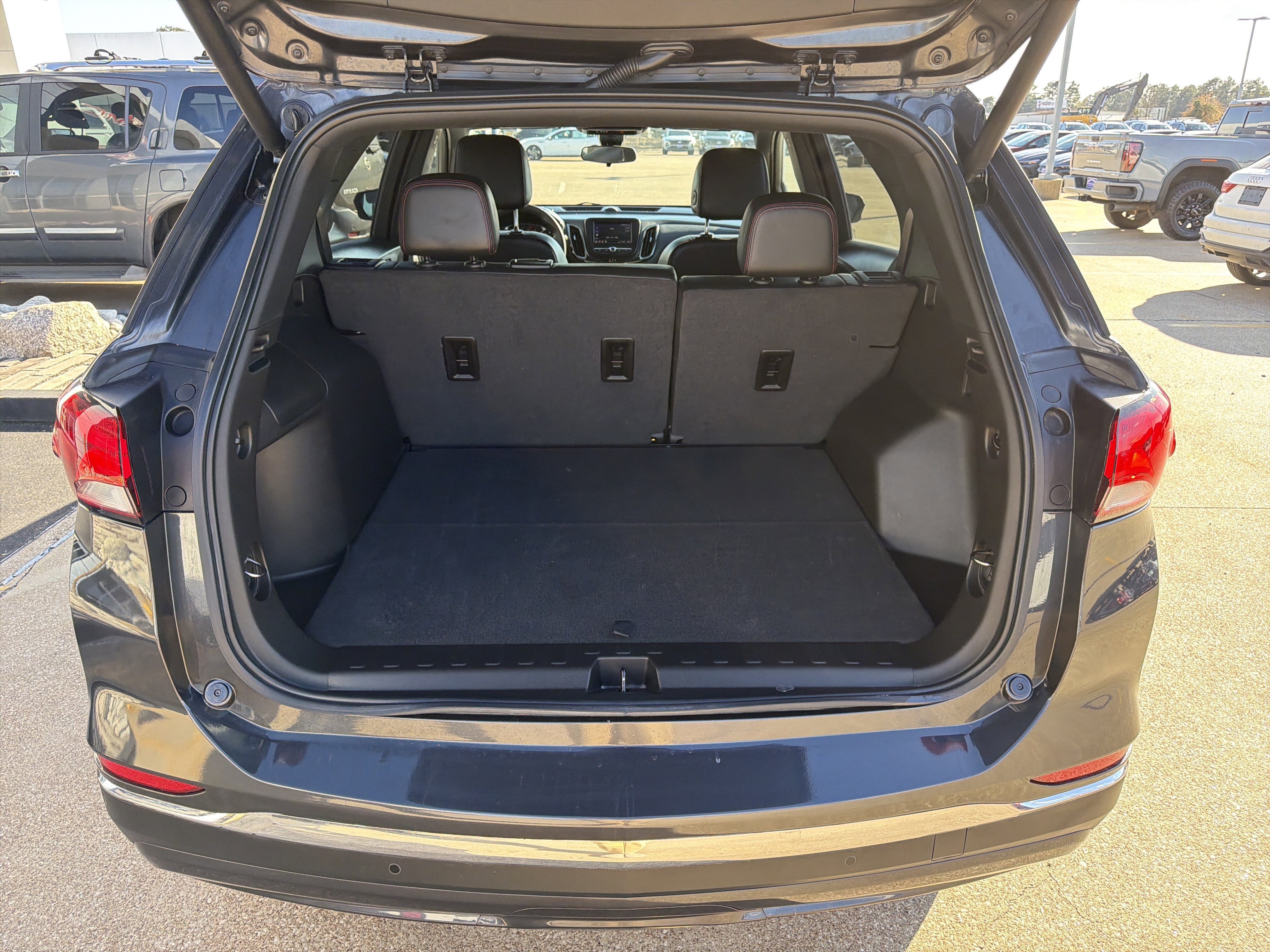 Used 2022 Chevrolet Equinox RS image 22