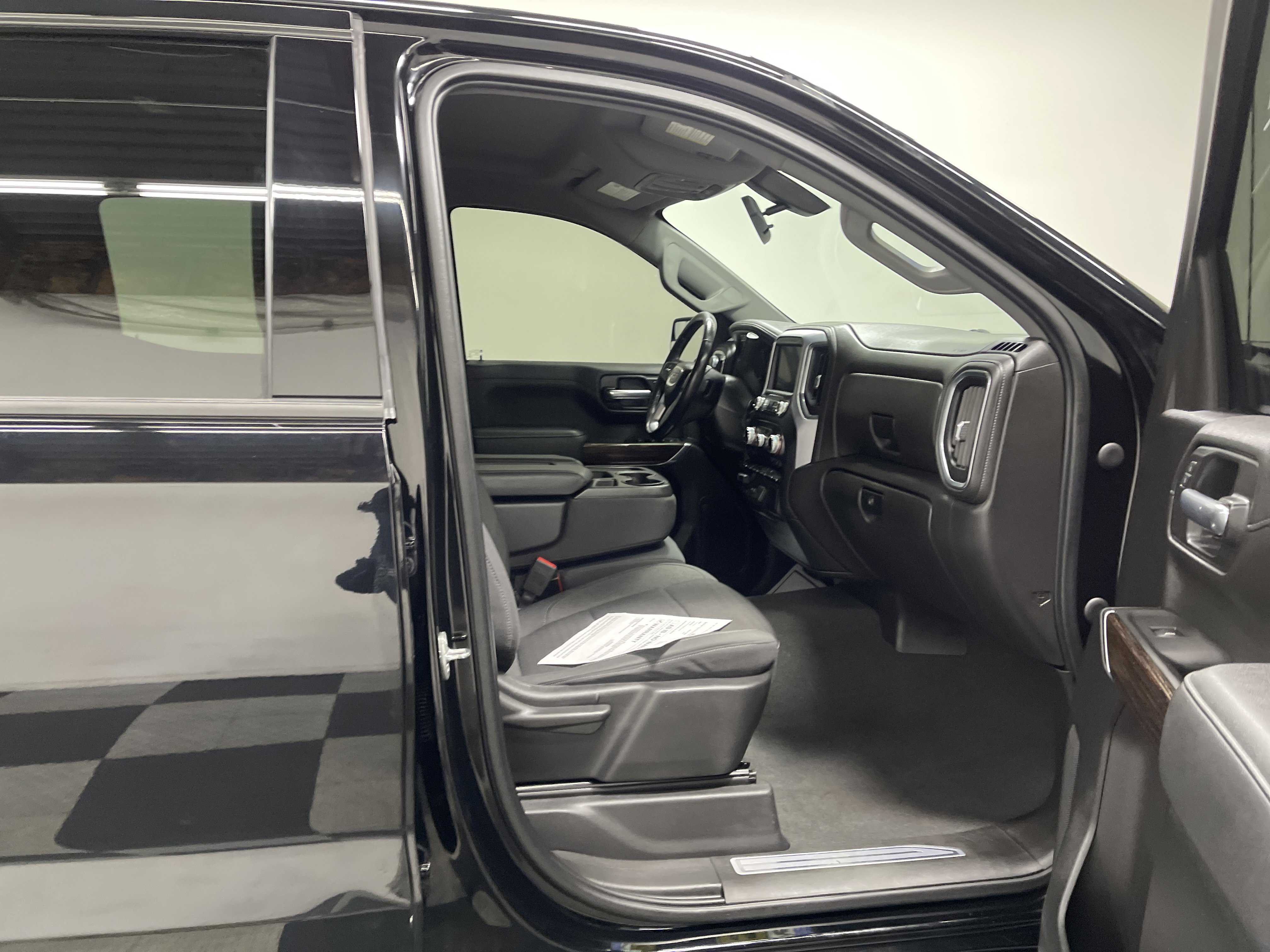 Used 2021 GMC Sierra 1500 Elevation AWD/4WD image 25
