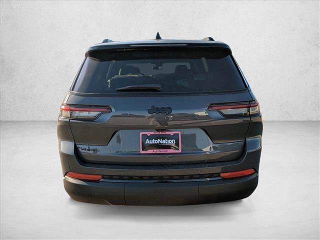 New 2025 Jeep Grand Cherokee L Altitude image 8