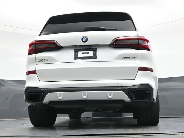 Used 2021 BMW X5 xDrive40i w/ M Sport Package AWD/4WD image 22