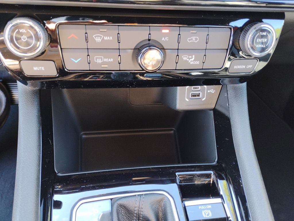 New 2026 Jeep Compass Latitude image 23