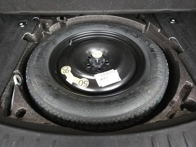 Used 2018 Jaguar E-PACE R-Dynamic HSE image 45