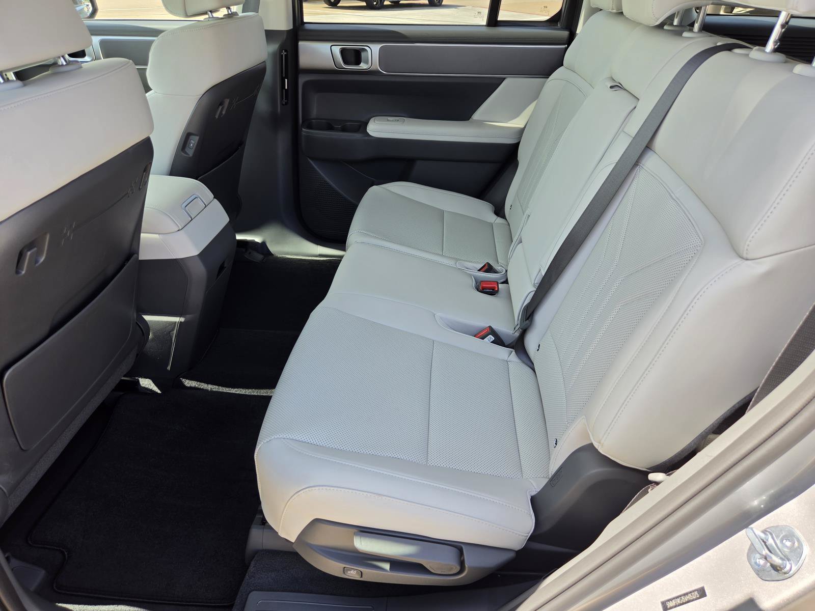 New 2027 Hyundai Santa Fe SEL FWD image 12