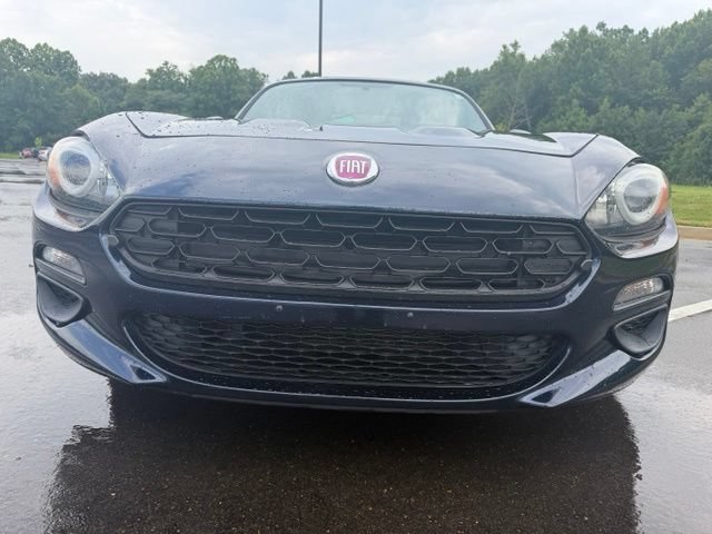 Used 2018 FIAT 124 Spider Classica w/ Technology Group RWD image 3