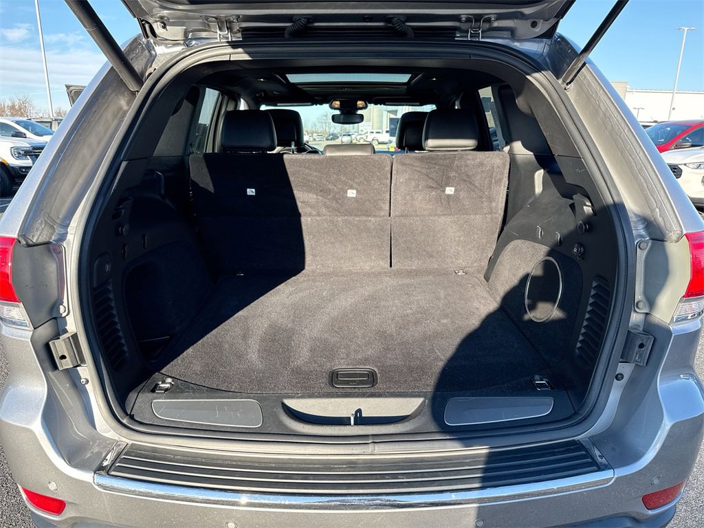 Used 2019 Jeep Grand Cherokee Limited w/ Luxury Group II image 25