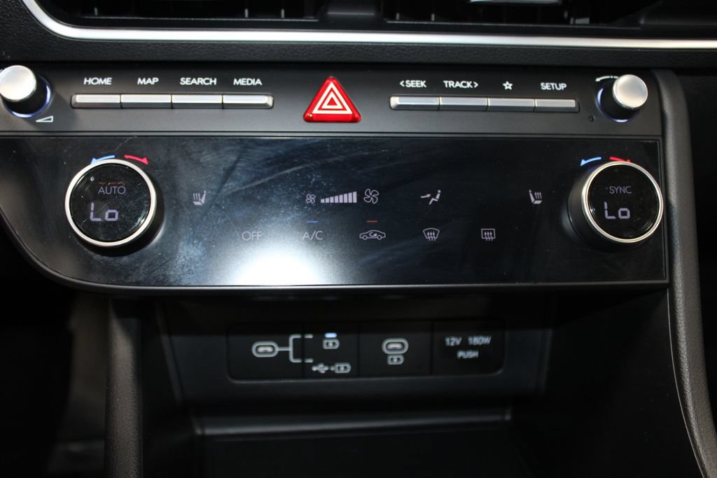 Used 2025 Hyundai Sonata SEL FWD image 42
