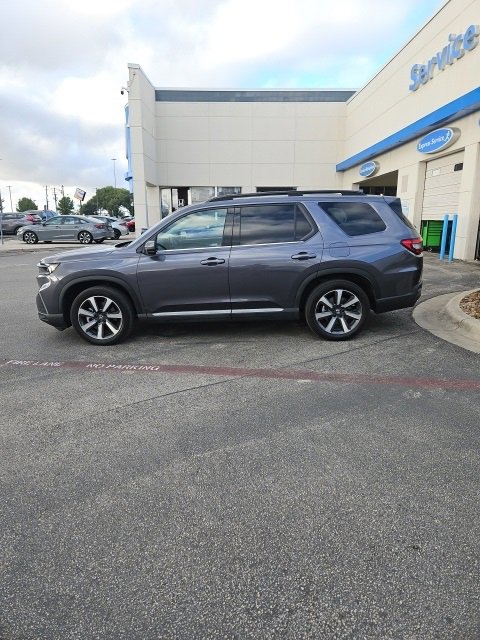 Certified 2023 Honda Pilot Touring