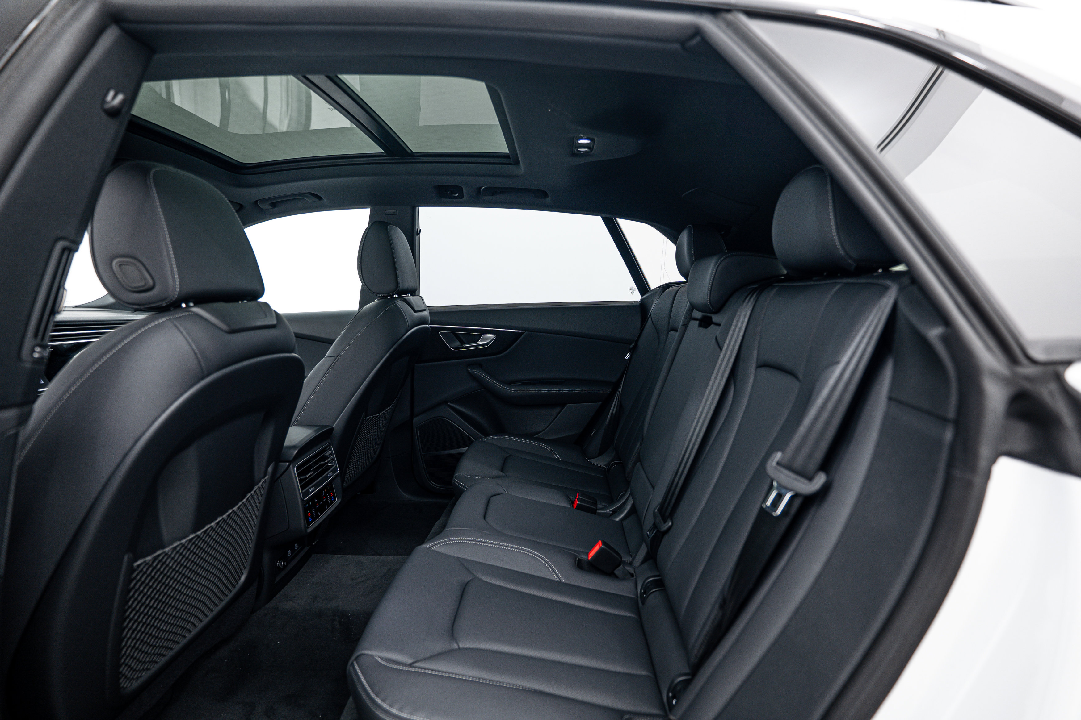 New 2026 Audi Q8 Premium Plus AWD/4WD image 17