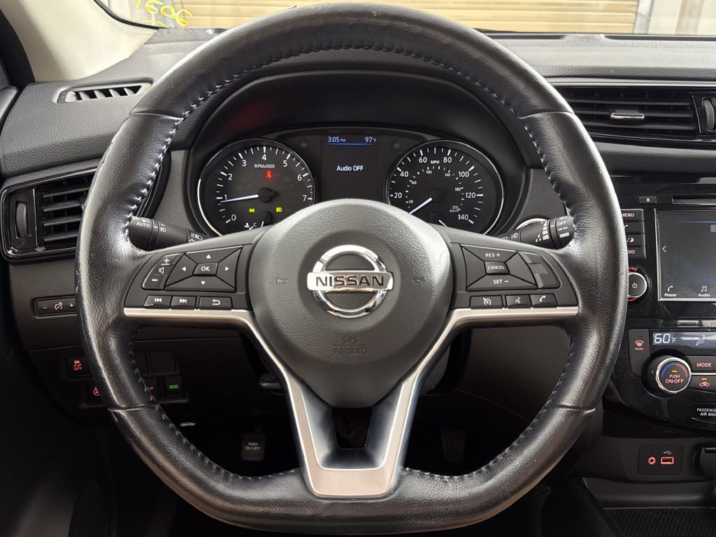 Used 2021 Nissan Rogue Sport SV FWD image 14