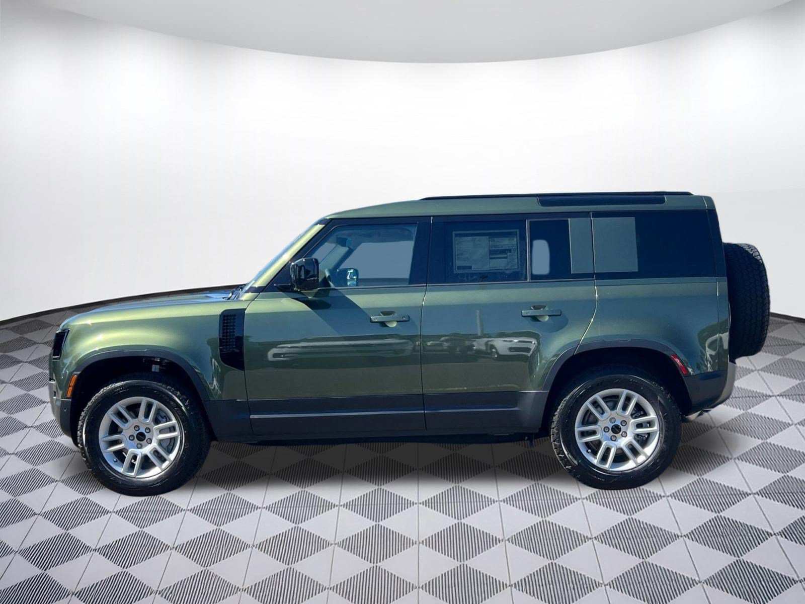 New 2026 Land Rover Defender 110 S AWD/4WD image 25