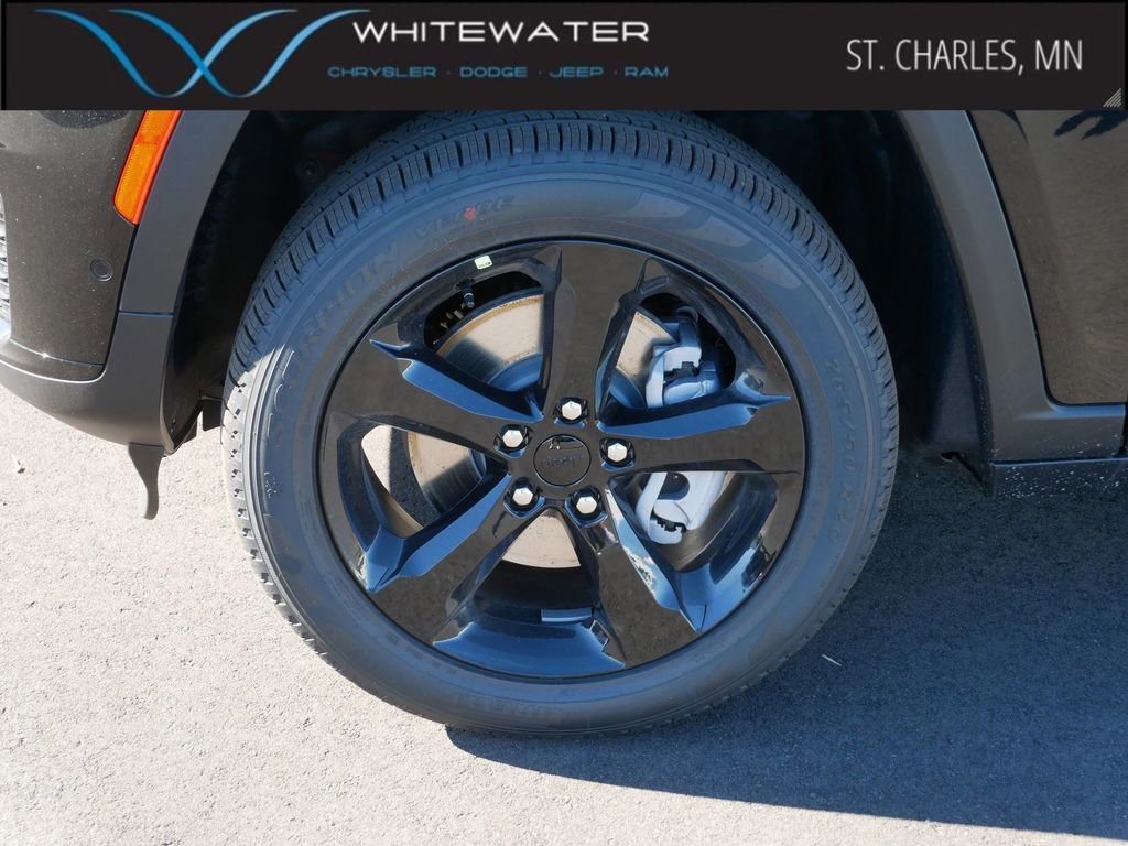 New 2025 Jeep Grand Cherokee L Limited w/ Luxury Tech Group II image 4