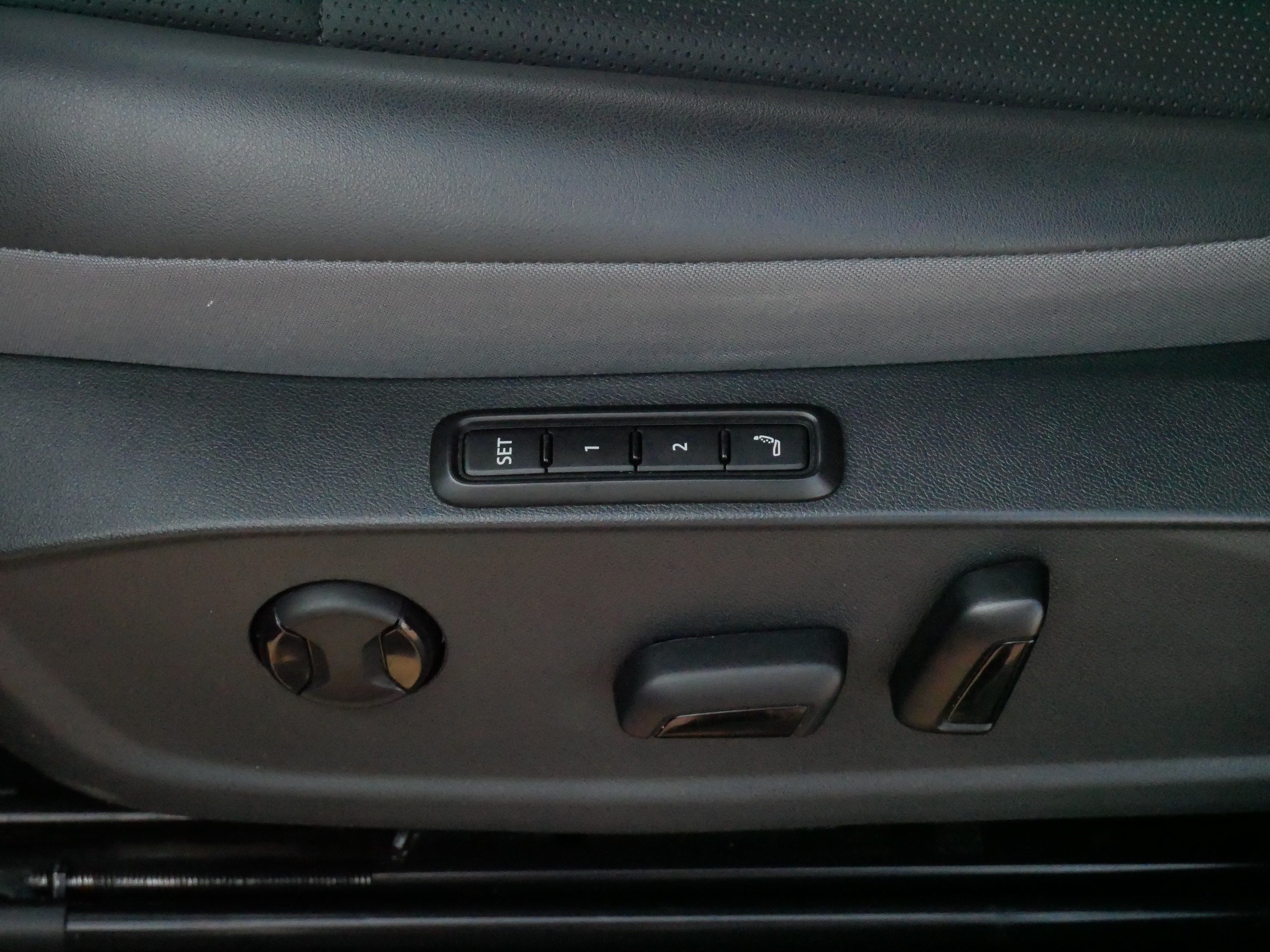 Certified 2023 Volkswagen ID.4 Pro S AWD/4WD image 20