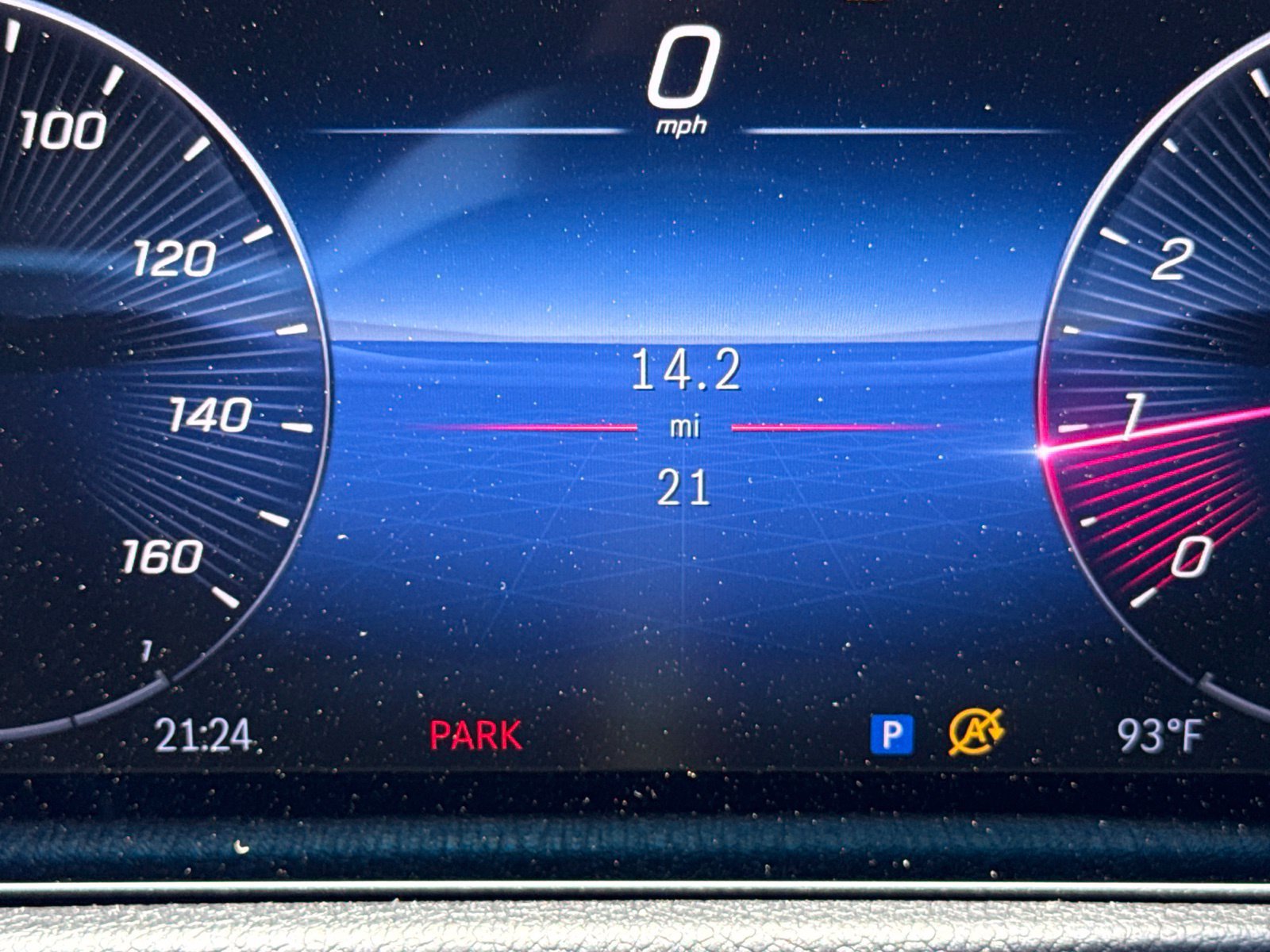 Used 2025 Mercedes-Benz GLB 250 image 21