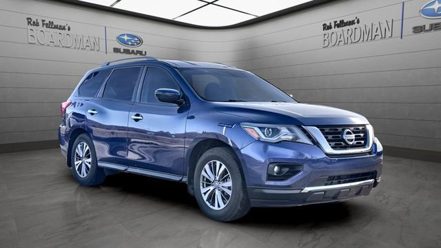 Used 2020 Nissan Pathfinder SV w/ Cargo Package image 2