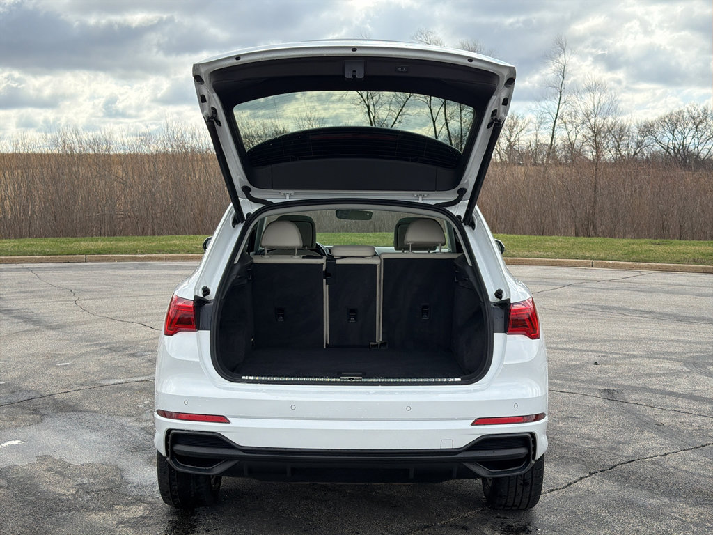 Used 2024 Audi Q3 2.0T Premium image 38