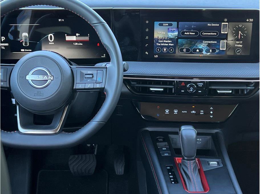 New 2025 Nissan Kicks SR FWD image 11