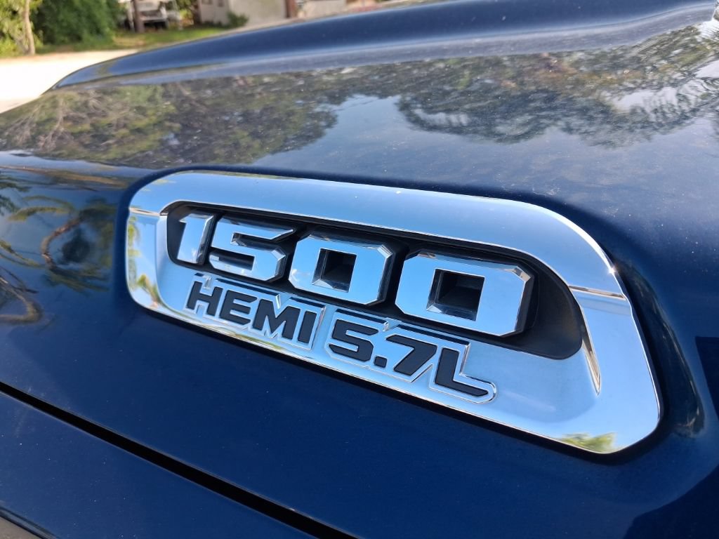 Used 2019 RAM 1500 Limited RWD image 9