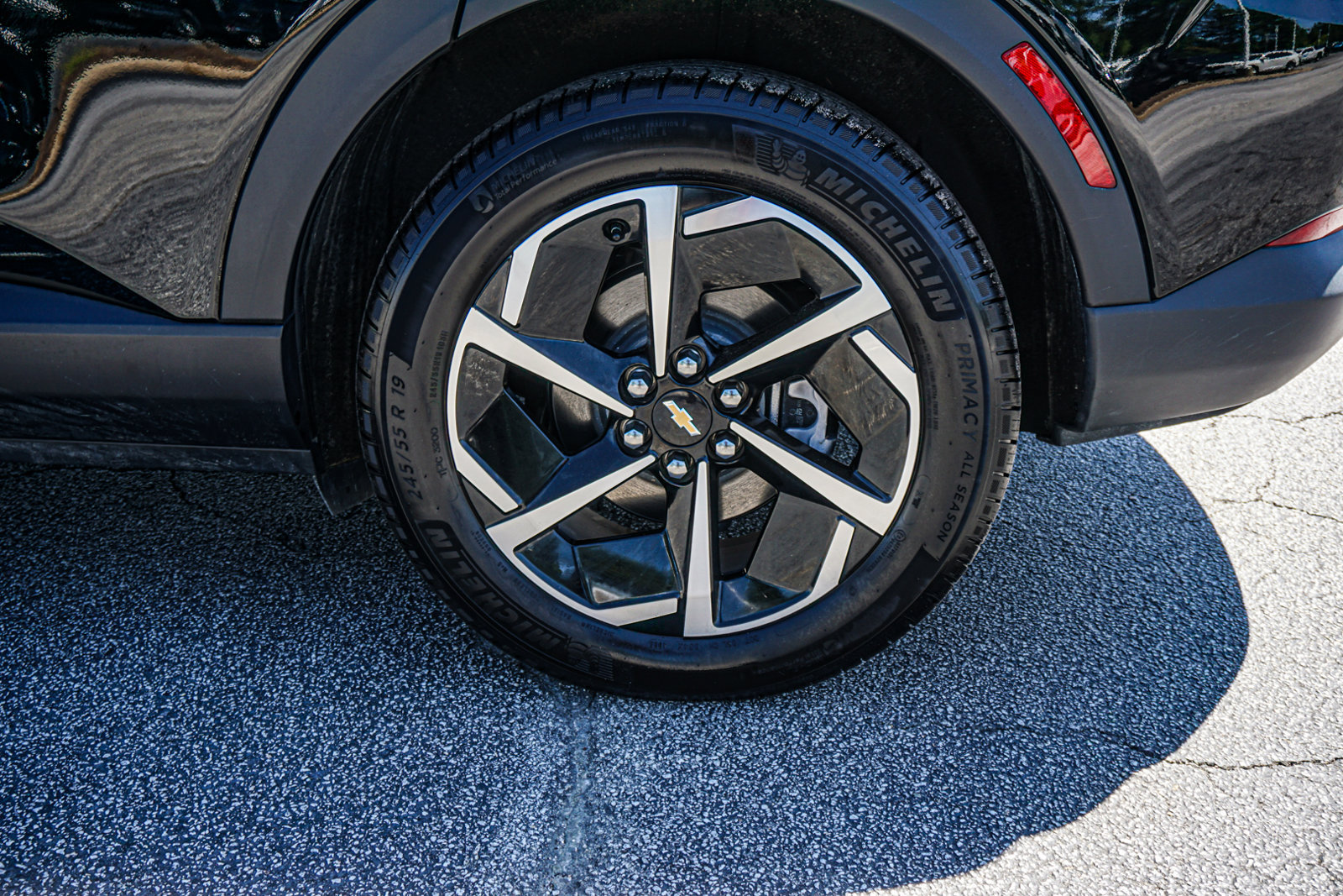 New 2026 Chevrolet Equinox EV LT FWD image 12