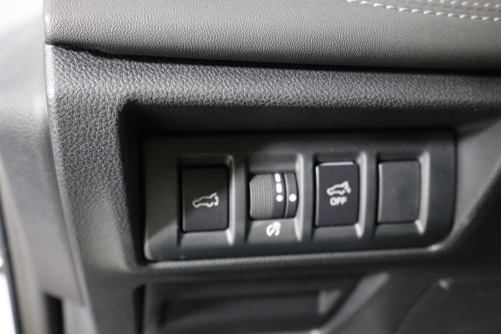 Used 2025 Subaru Outback Touring XT AWD/4WD image 22