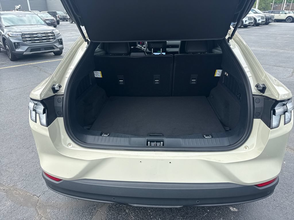 Used 2025 Ford Mustang Mach-E Select AWD/4WD image 13