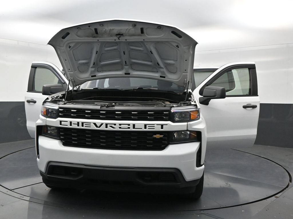 Used 2019 Chevrolet Silverado 1500 Custom w/ Custom Value Package RWD image 32
