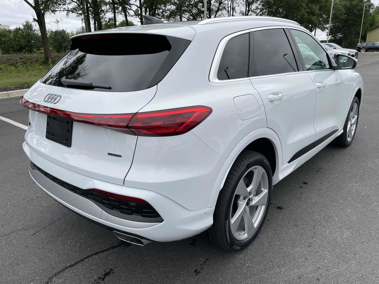 New 2025 Audi Q5 Premium Plus image 7