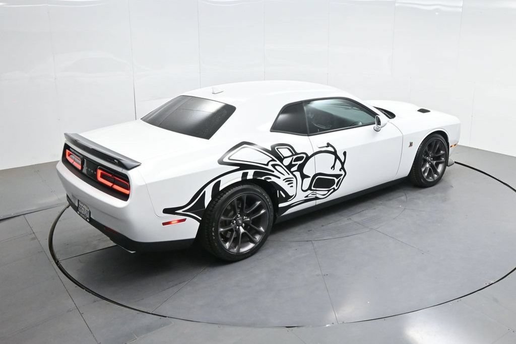 Used 2022 Dodge Challenger R/T Scat Pack w/ Driver Convenience Group RWD image 53