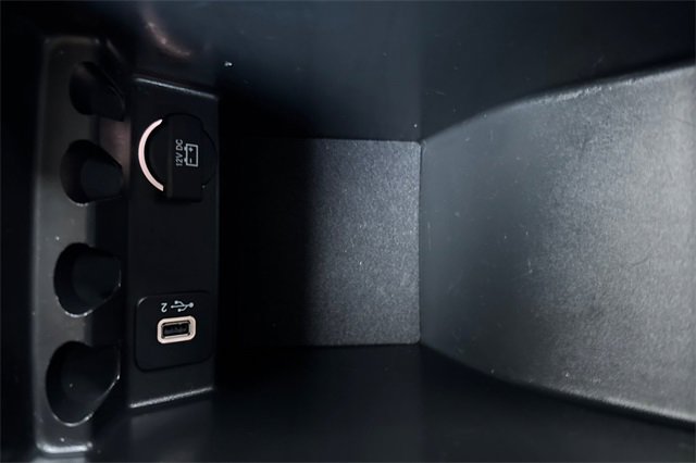 Used 2020 Jeep Cherokee Latitude image 32