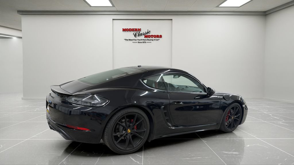 Used 2018 Porsche 718 Cayman GTS RWD image 7