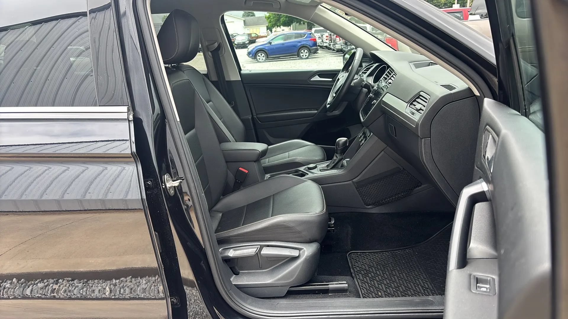 Used 2021 Volkswagen Tiguan S AWD/4WD image 16