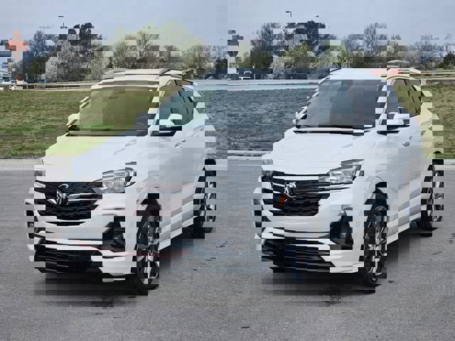 Used 2020 Buick Encore GX Select w/ Sport Touring Package image 3