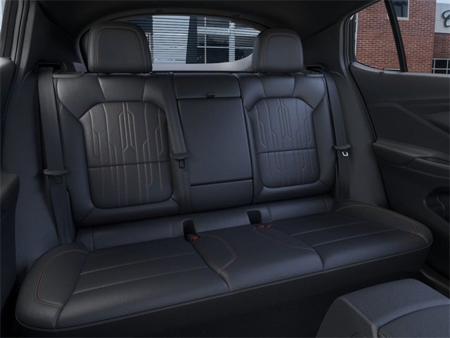 New 2025 Buick Envista Avenir image 17
