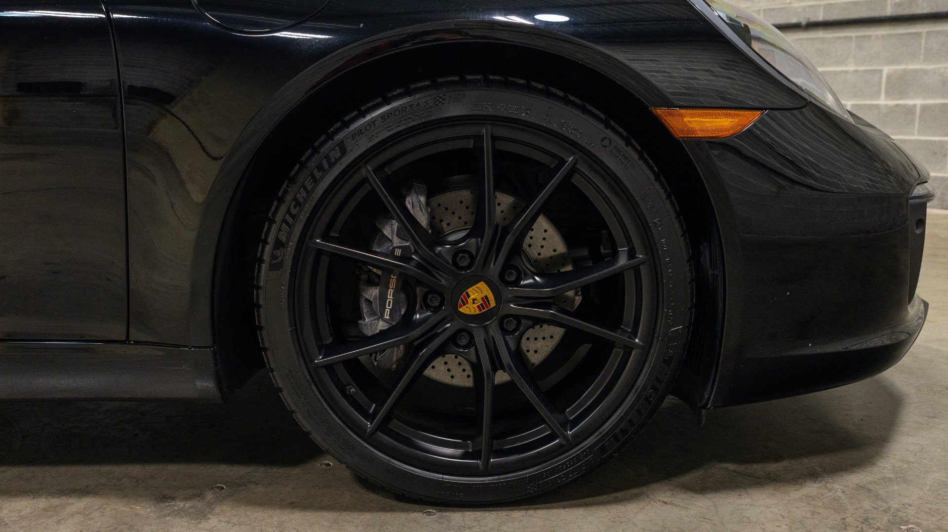Used 2019 Porsche 911 Carrera RWD image 28
